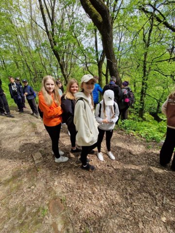 b_1024_768_0_00_images_2022_2023_SKKT_PTTK_rajd_maj_345307359_190400293470803_8562281546608385145_n